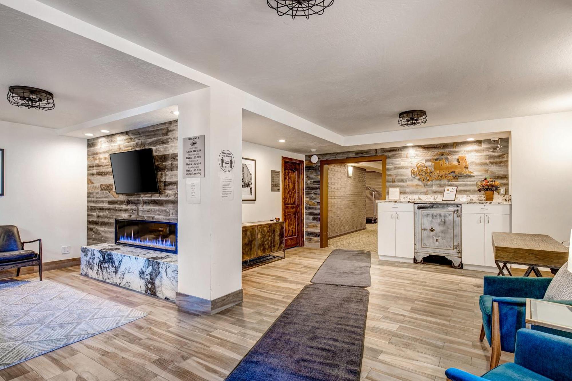 Park Station Family Retreat Villa Park City Bilik gambar