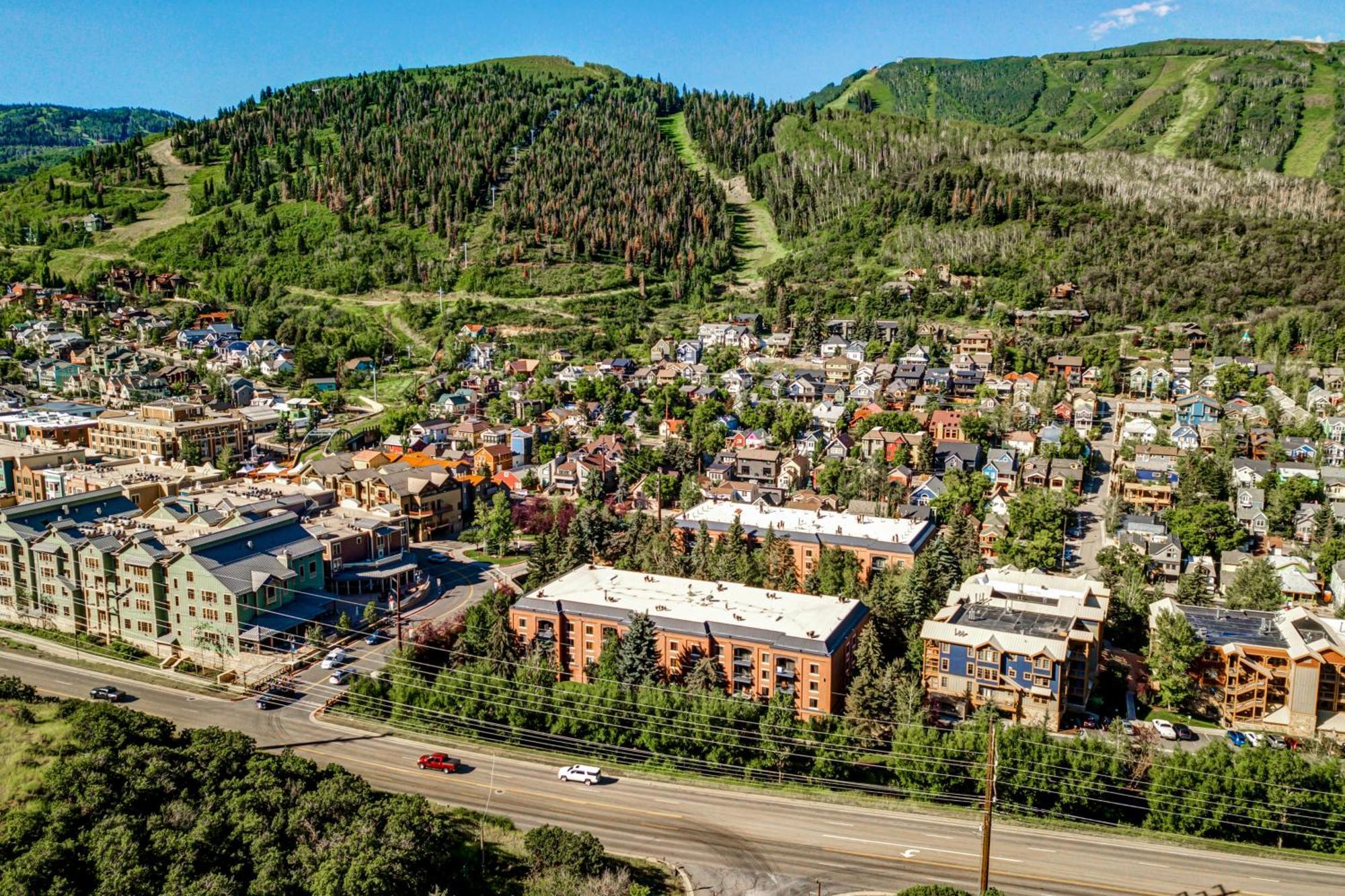 Park Station Family Retreat Villa Park City Bilik gambar