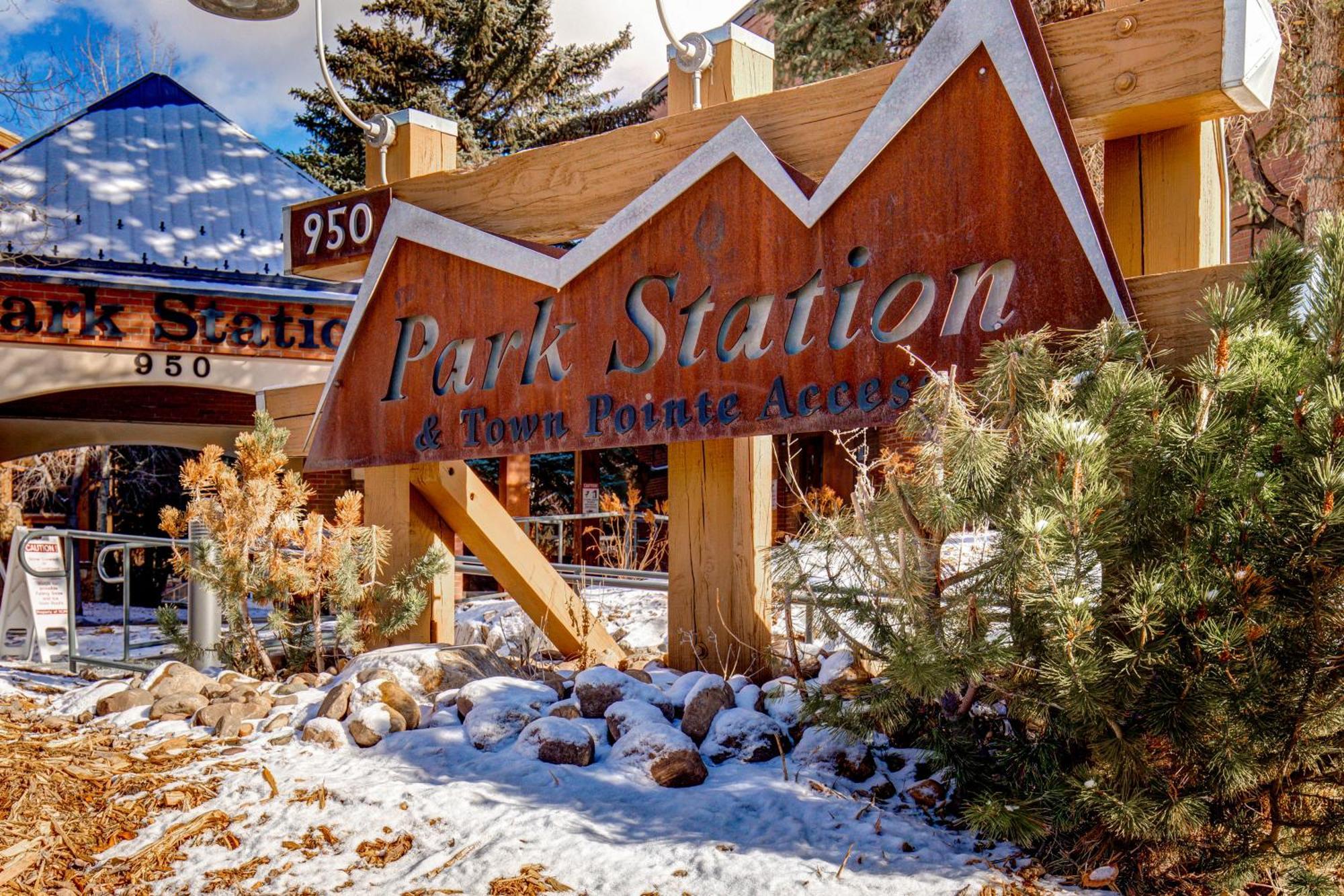 Park Station Family Retreat Villa Park City Bilik gambar